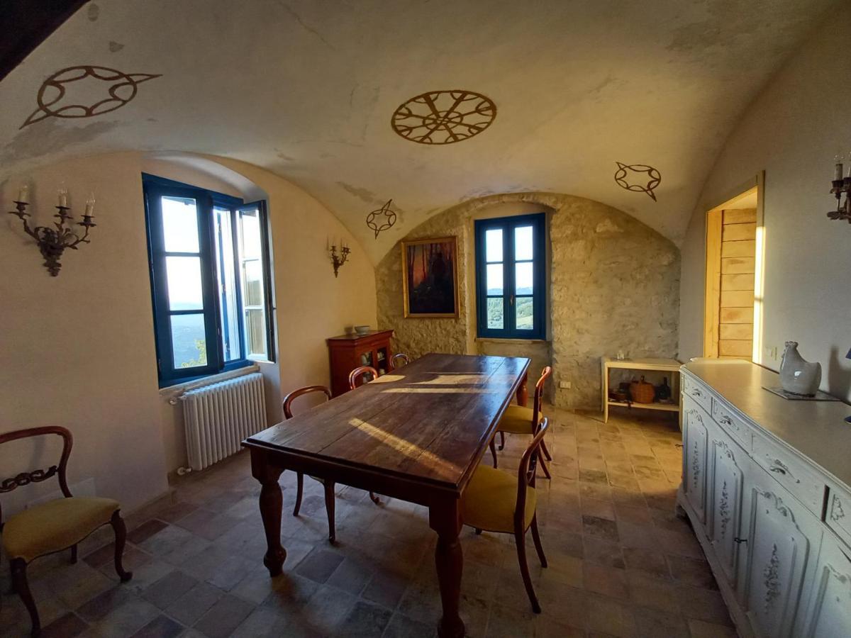 La Casa Dalle Finestre Blu Abbateggio Dış mekan fotoğraf
