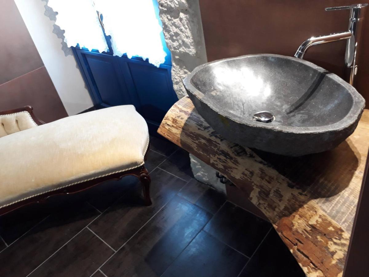 La Casa Dalle Finestre Blu Abbateggio Dış mekan fotoğraf