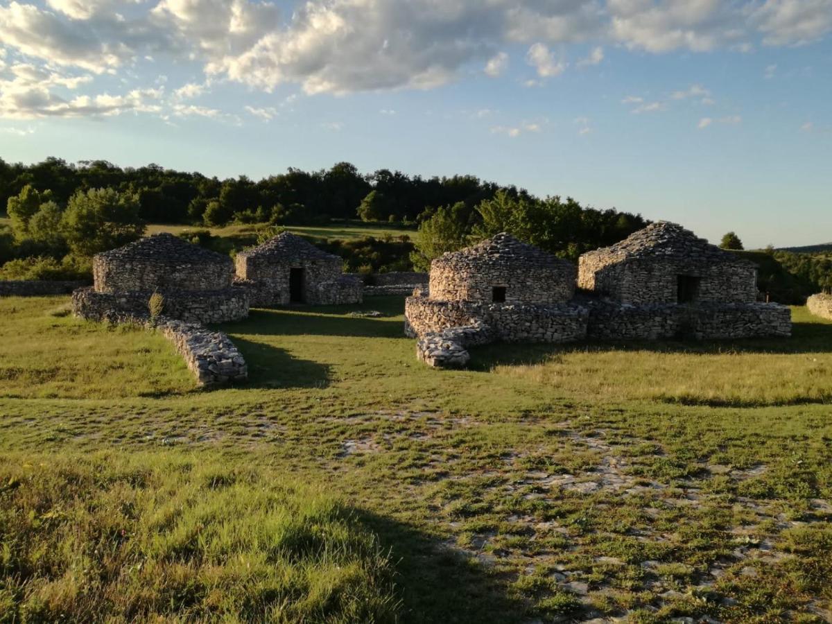 La Casa Dalle Finestre Blu Abbateggio Dış mekan fotoğraf