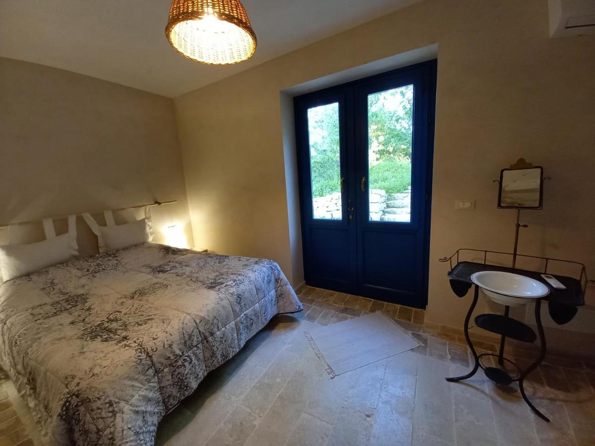 La Casa Dalle Finestre Blu Abbateggio Dış mekan fotoğraf