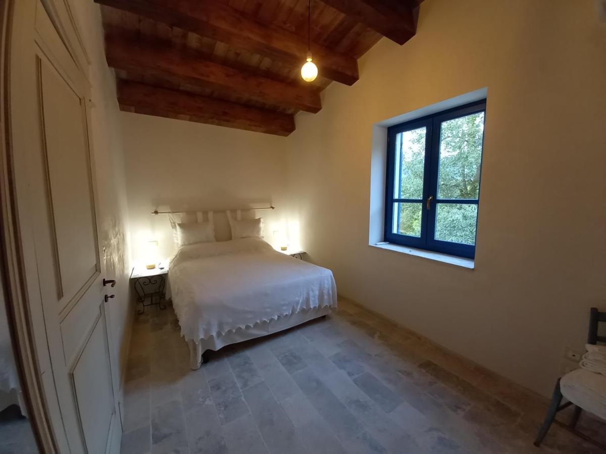 La Casa Dalle Finestre Blu Abbateggio Dış mekan fotoğraf